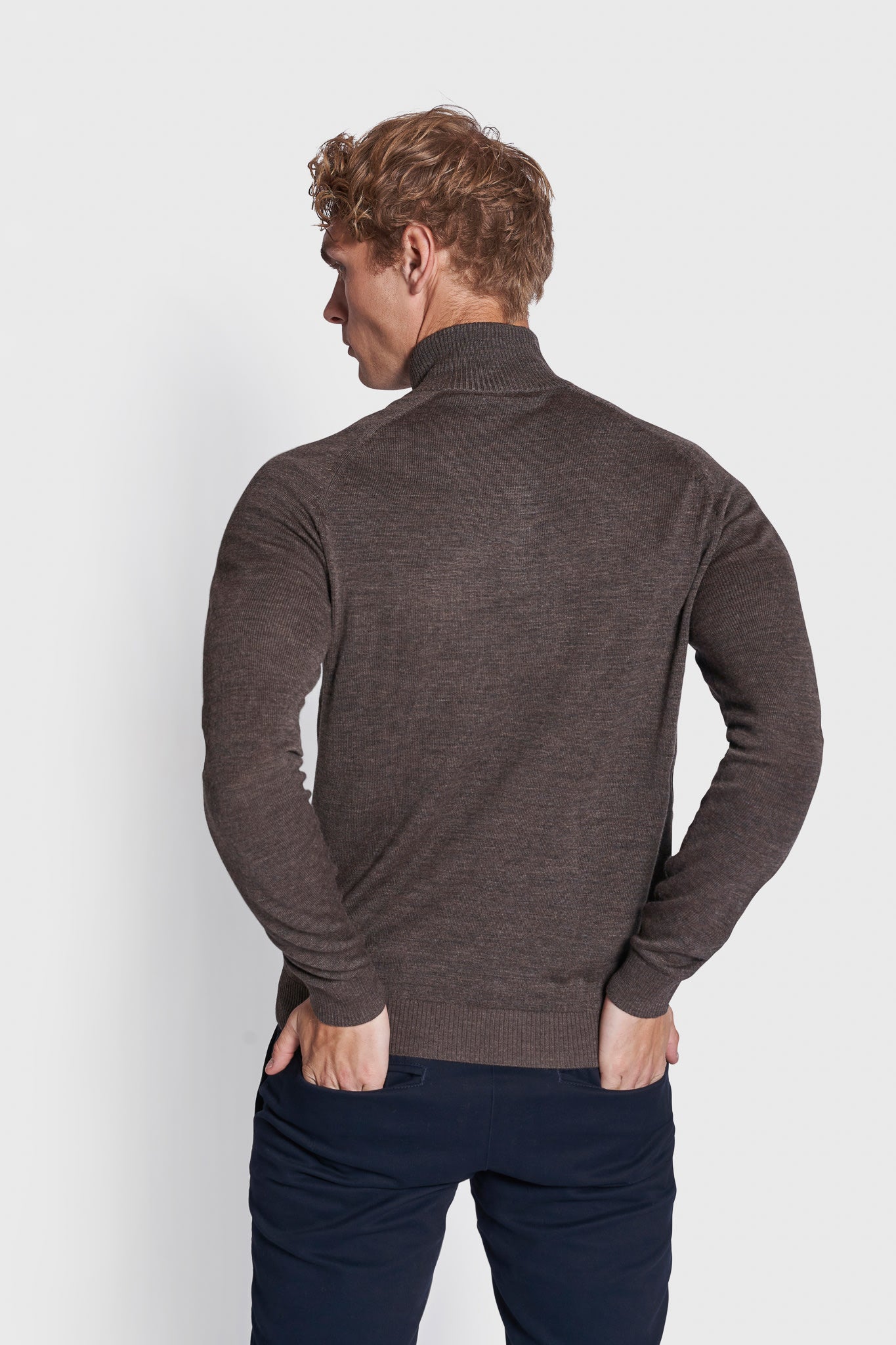 BS Gulbis Regular Fit Stickad tröja - Brown
