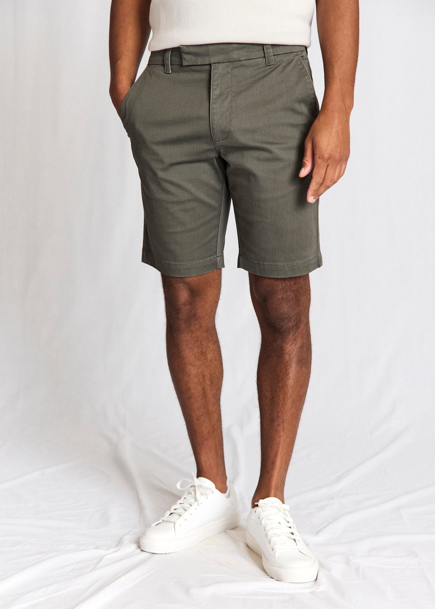 BS Loris Regular Fit Shorts - Army