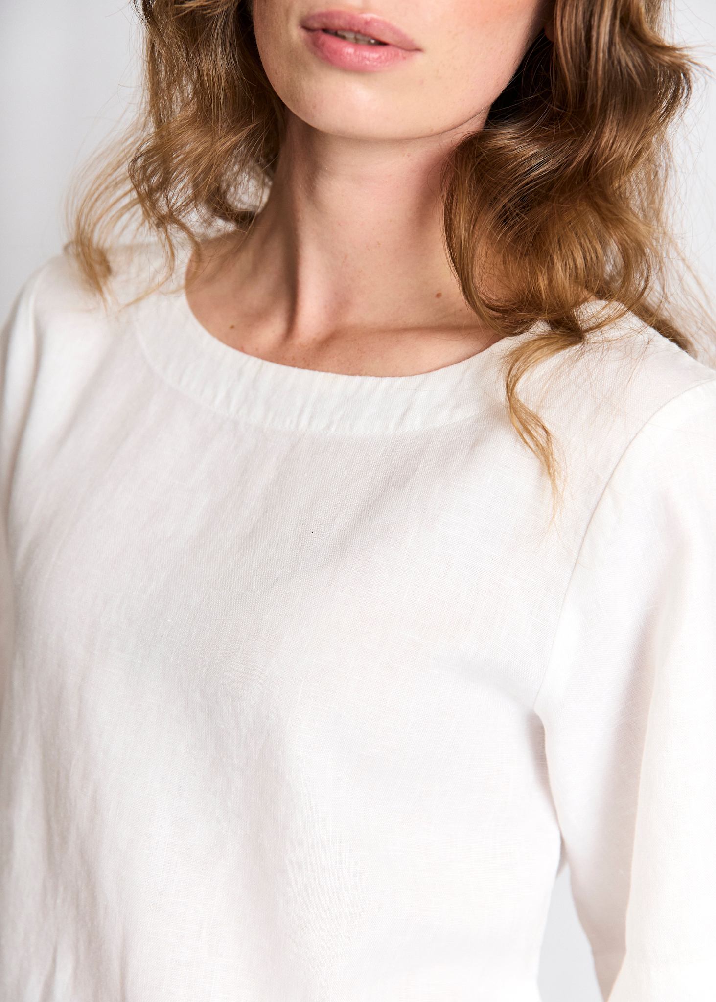 BS Lucianne Regular Fit Top - Vit