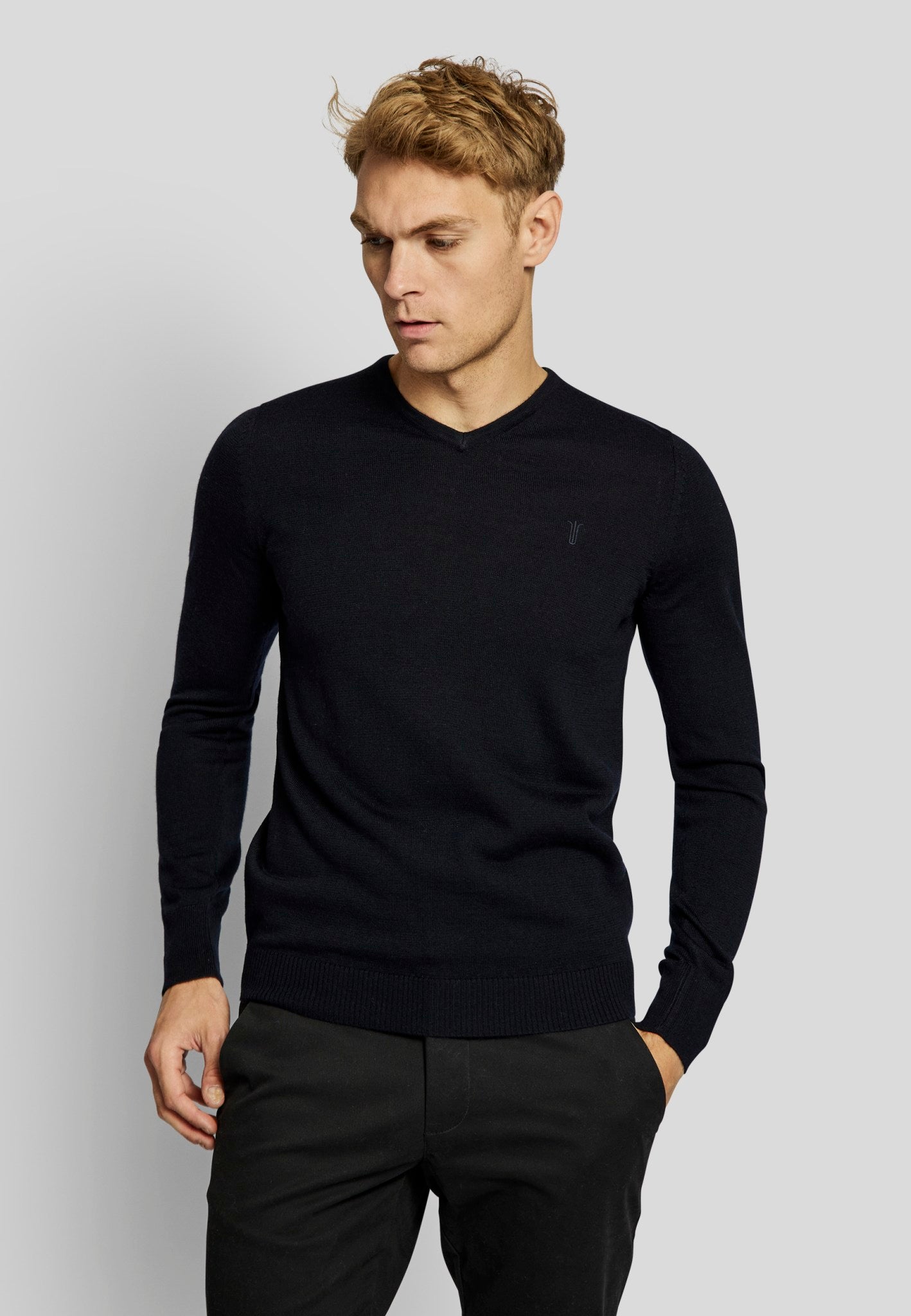 BS Uranus regular fit stickad tröja - Marinblå