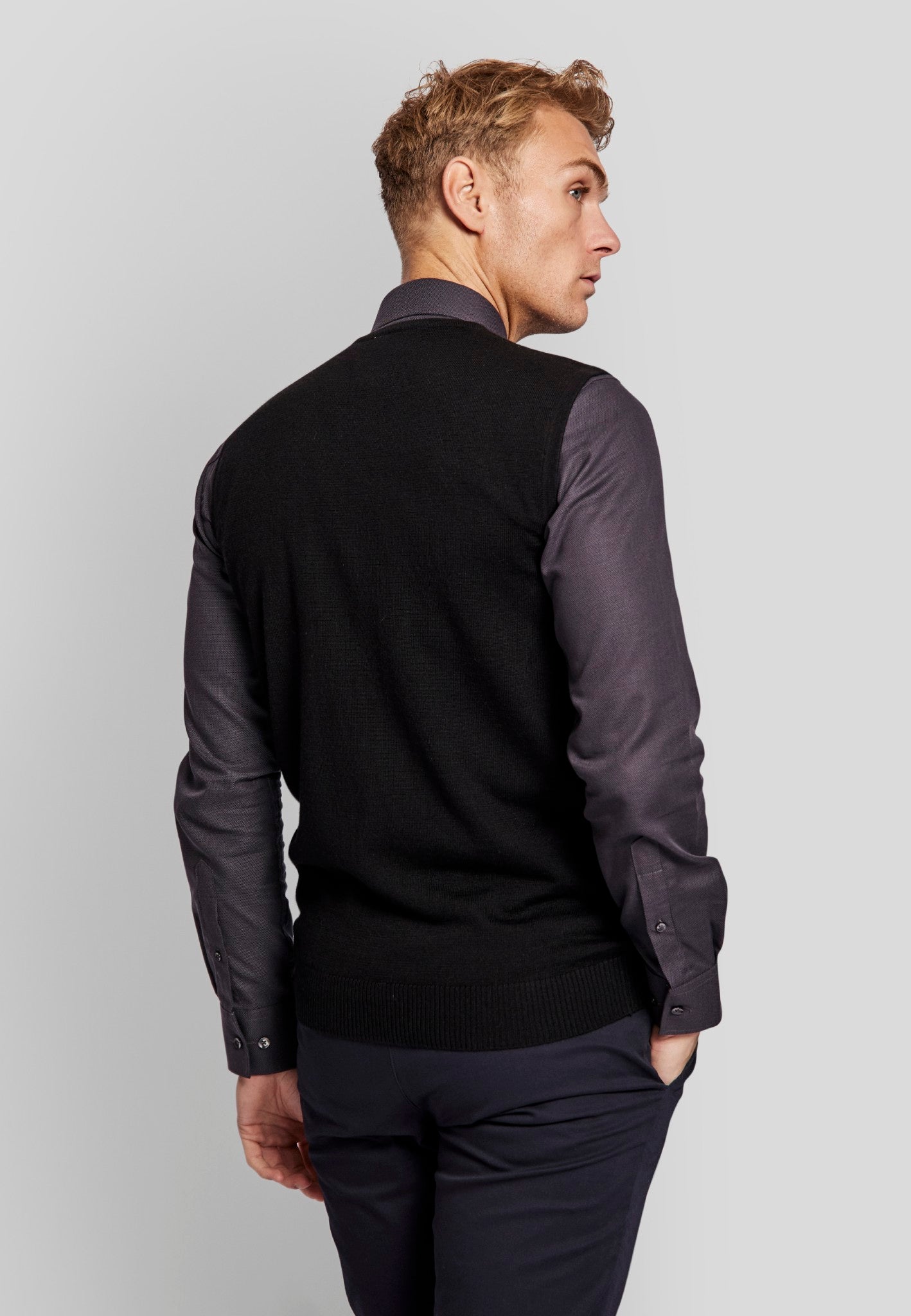 BS Merkur regular fit Stickad tröja - Black