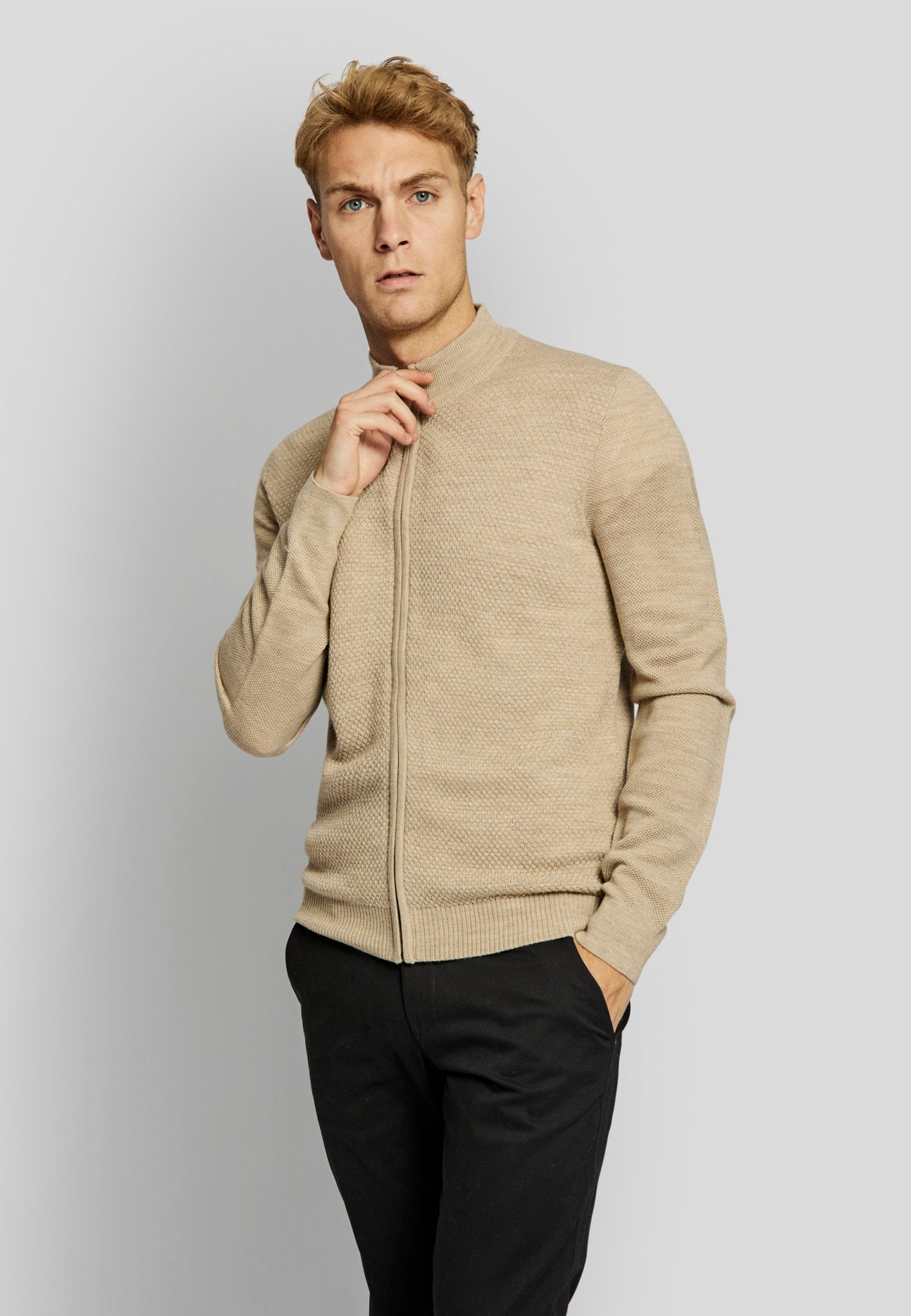 BS Conrad regular fit Stickad tröja - Sand