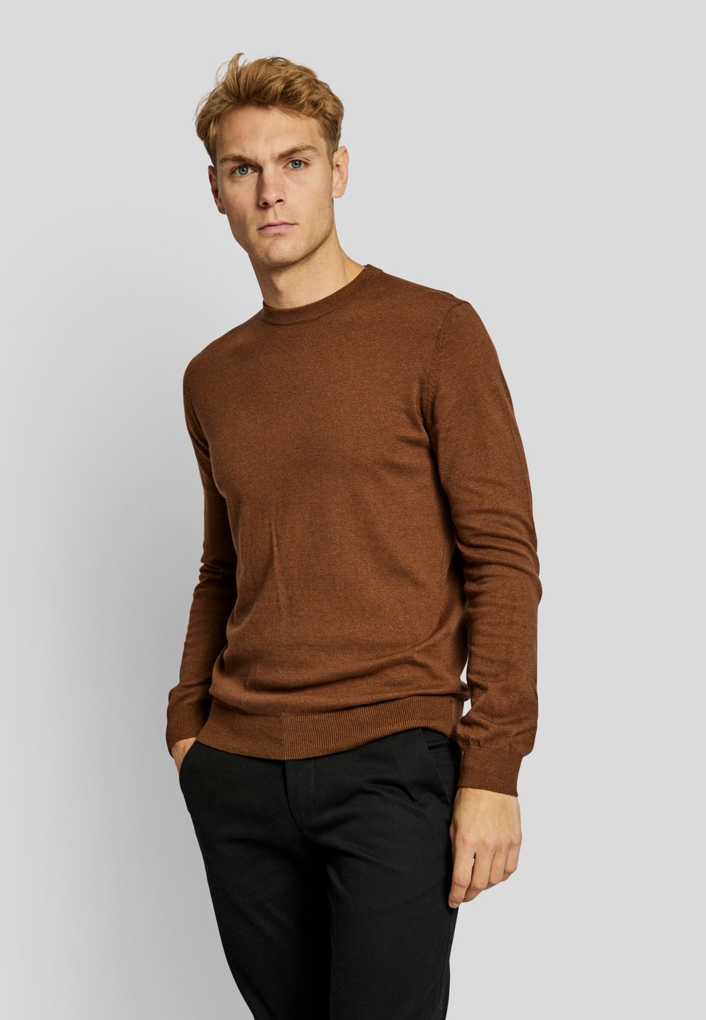 BS Milas regular fit Stickad tröja - Tobacco