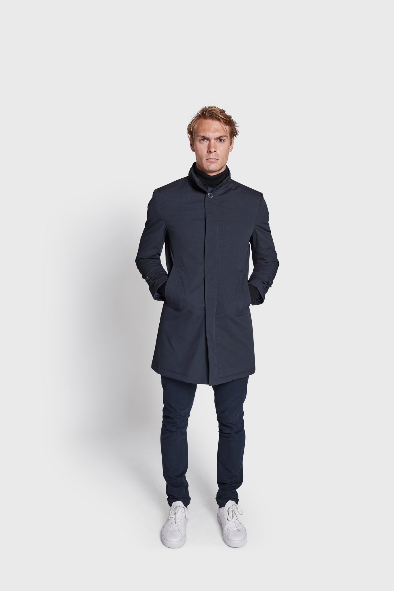 BS Quebech Slim Fit rock - marinblå