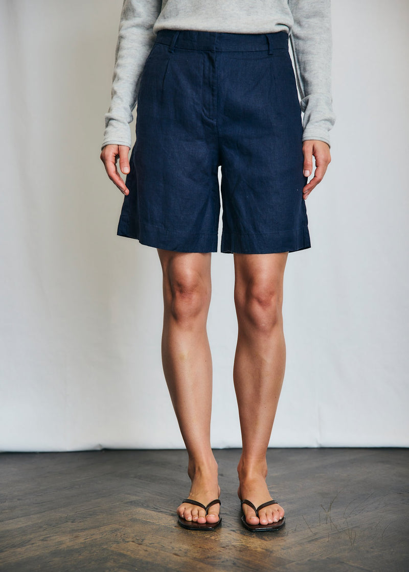 BS Eva Shorts - Navy