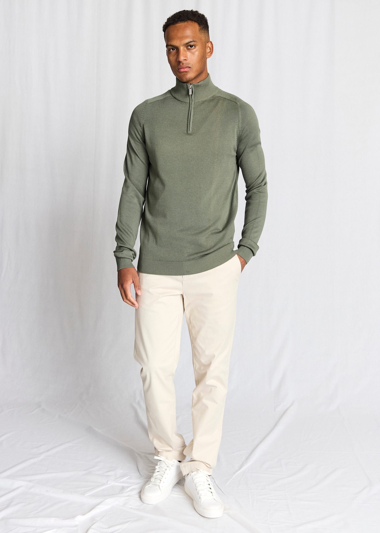 BS Ilario Regular Fit Stickat - Green