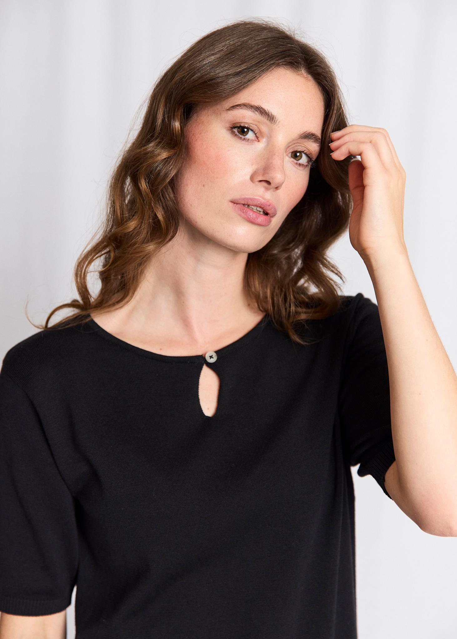 BS Francesca Regular Fit T-shirt - Black