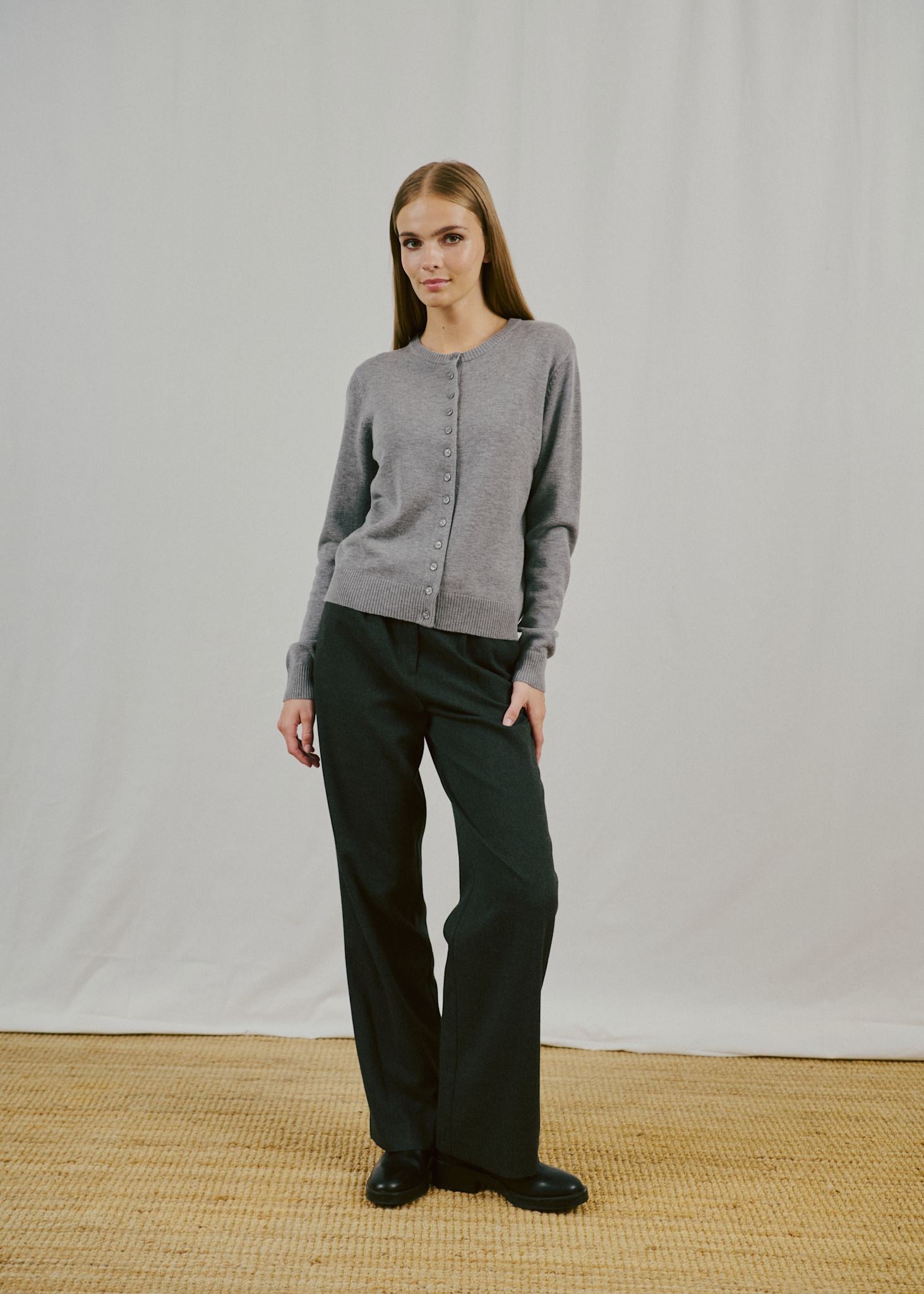 BS Edel Regular Fit Stickat - Grey