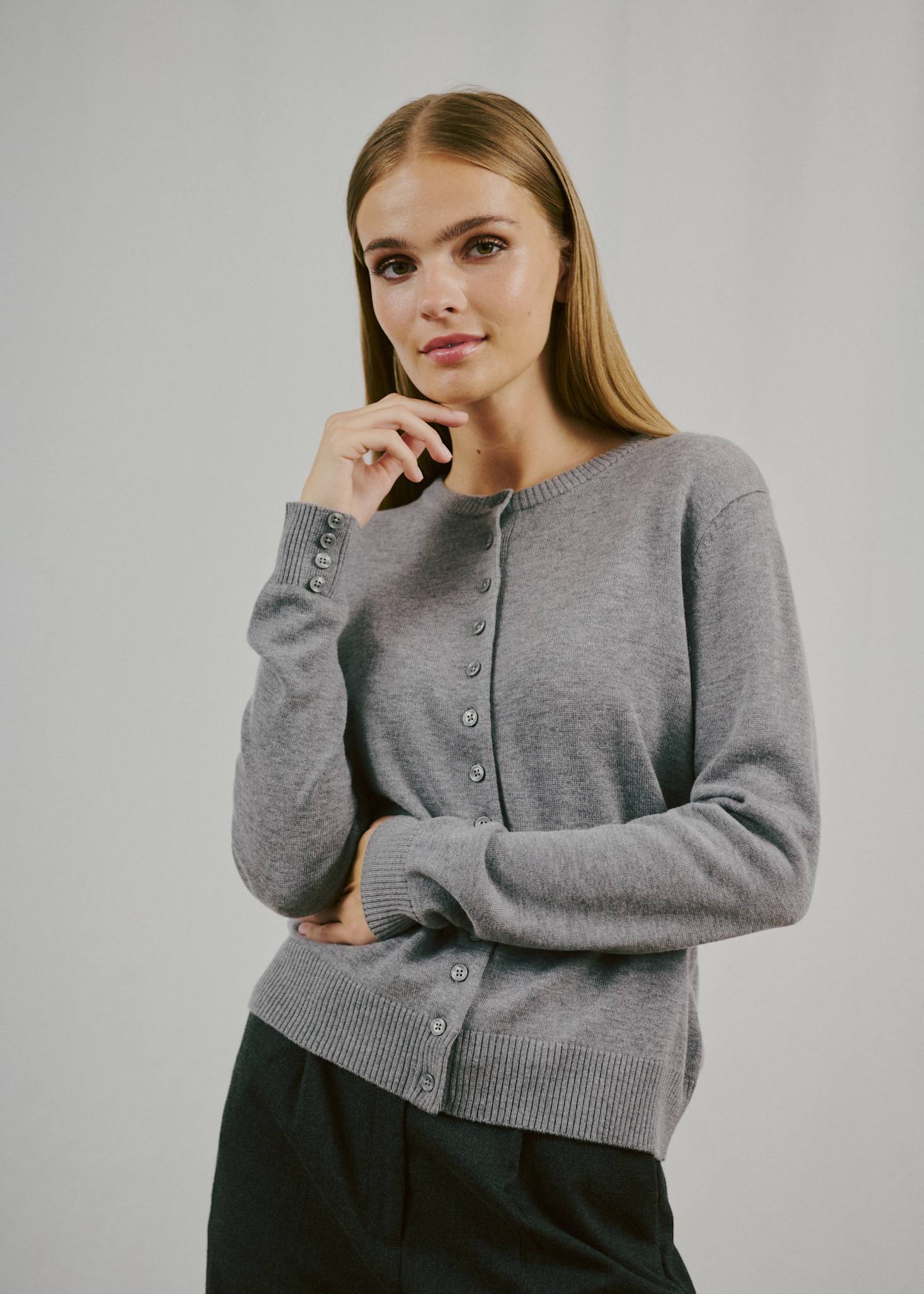 BS Edel Regular Fit Stickat - Grey
