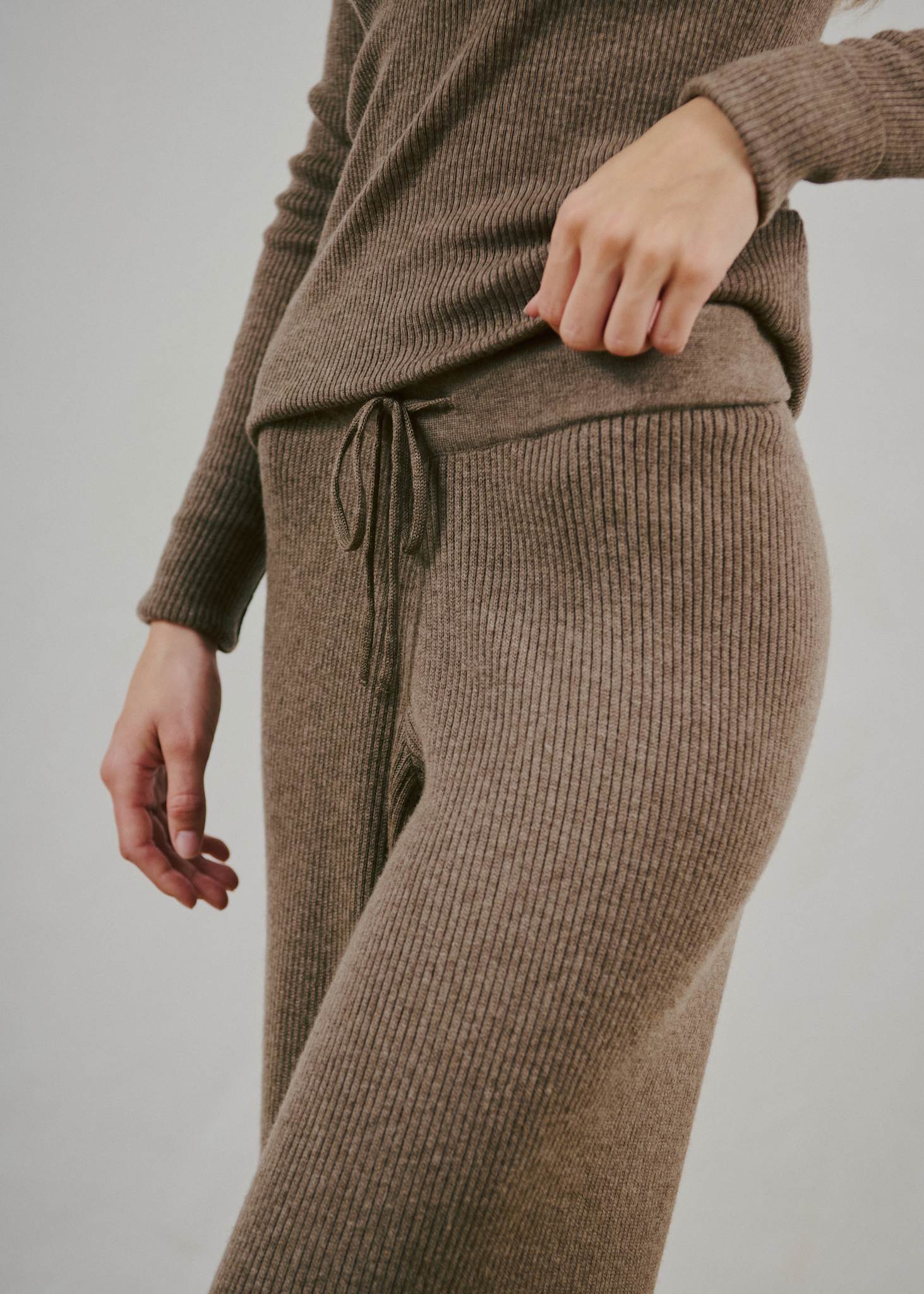 BS Agathe Regular Fit Byxor - Mole