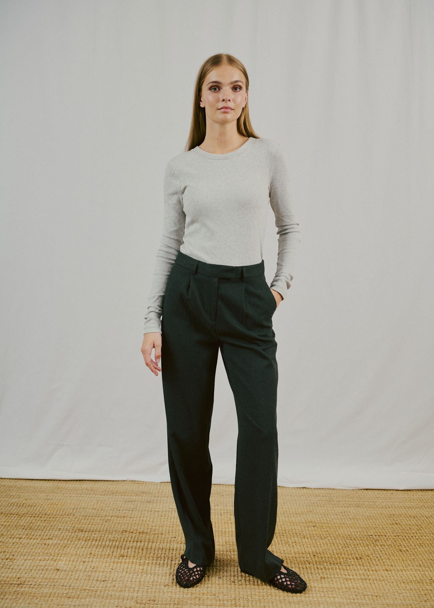 BS Elfrida Regular Fit Kostymbyxor - Dark Grey