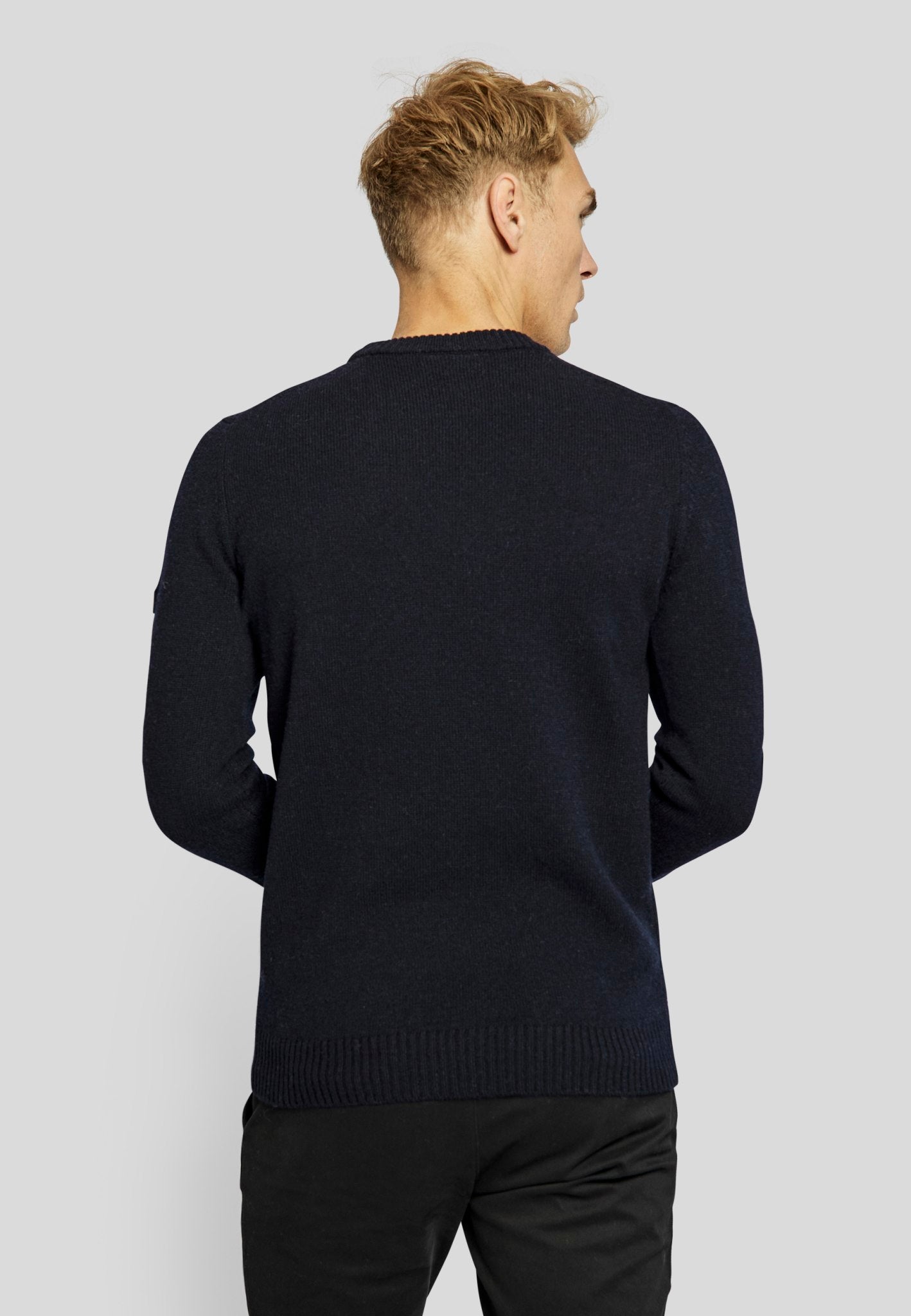 BS Hugo regular fit Stickad tröja - Marinblå