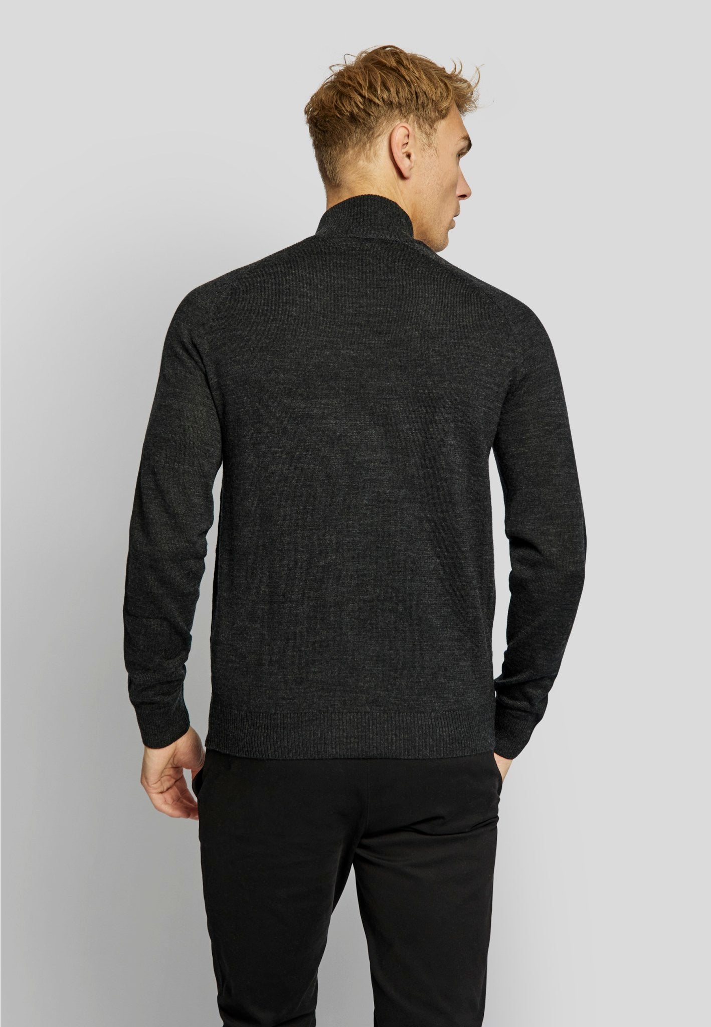BS Pelle regular fit Stickad tröja - Charcoal